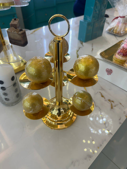 Gold bath bombs